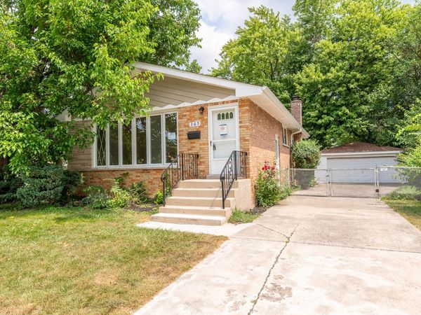 365 Serena Drive, Chicago Heights, IL 60411