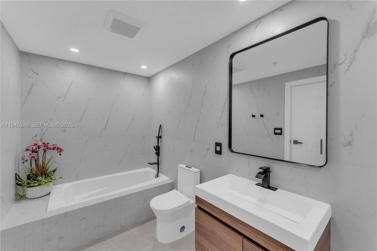 140 S Dixie Hwy, Unit 735, Hollywood, FL 33020 Photo