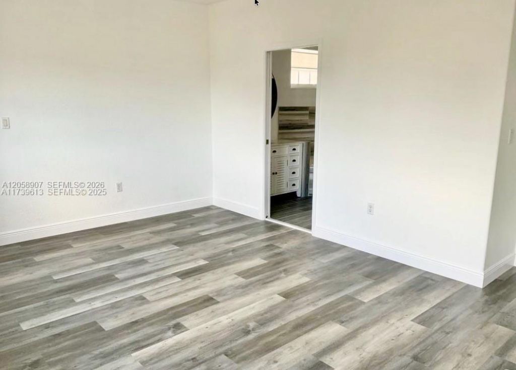 11320 NW 43rd Ter, Doral, FL 33178 Photo