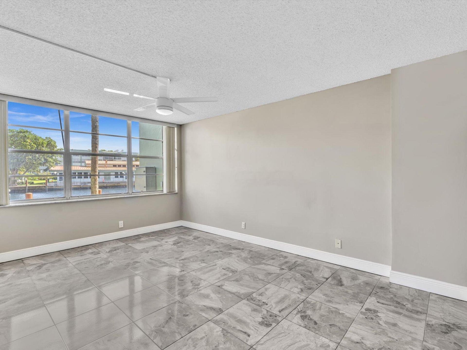 2741 Taft Street, Unit 104, Hollywood, FL 33020 Photo