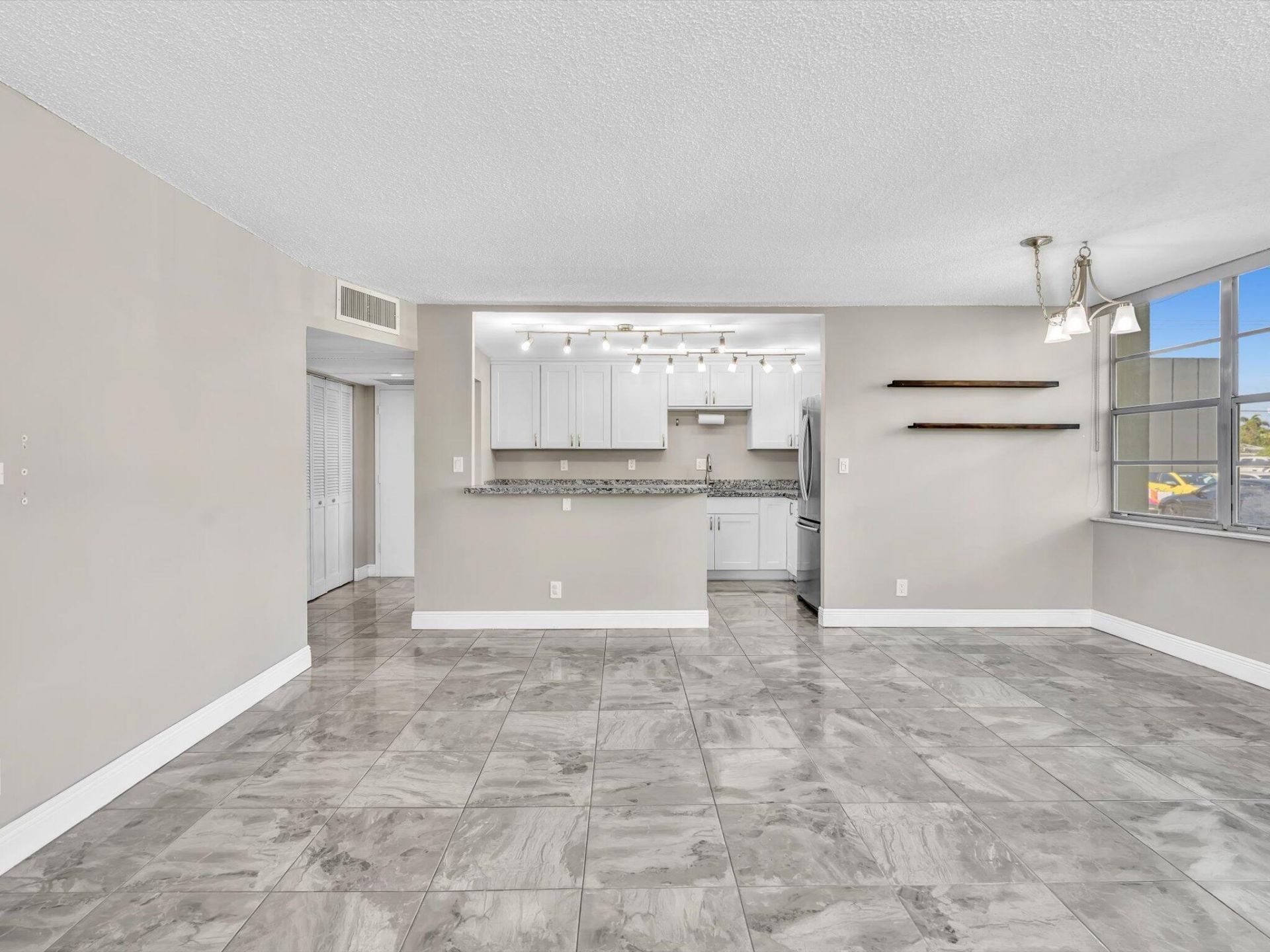 2741 Taft Street, Unit 104, Hollywood, FL 33020 Photo