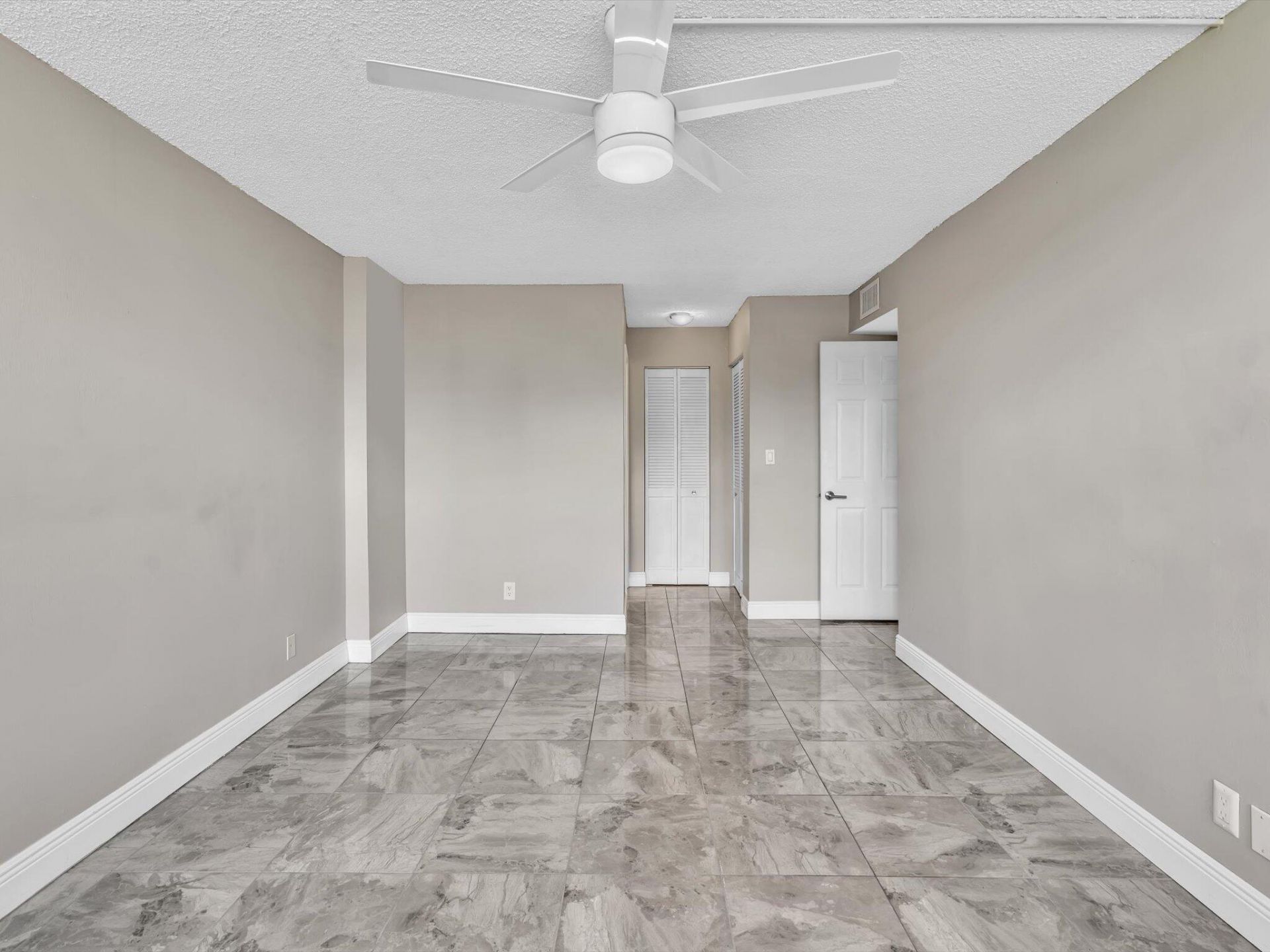 2741 Taft Street, Unit 104, Hollywood, FL 33020 Photo