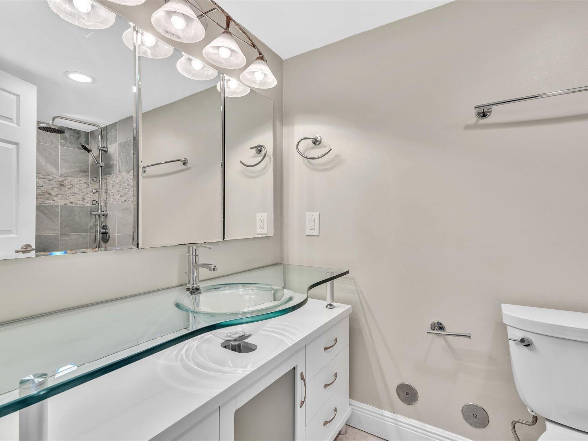 2741 Taft Street, Unit 104, Hollywood, FL 33020 Photo