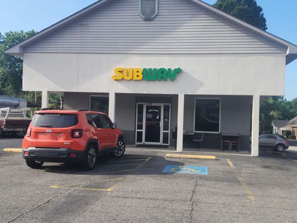 525 W Main Street , Heber Springs, AR 72543