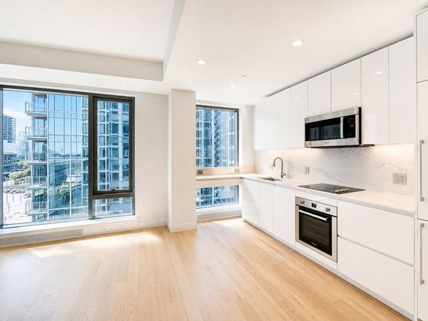 133 Seaport Blvd, Unit 921, Boston, MA 02210