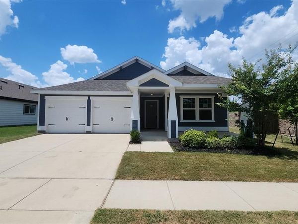 633 Quail Meadows Drive , Cleburne, TX 76031
