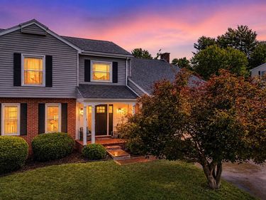 17 Greentree Drive, Morgantown, WV 26508