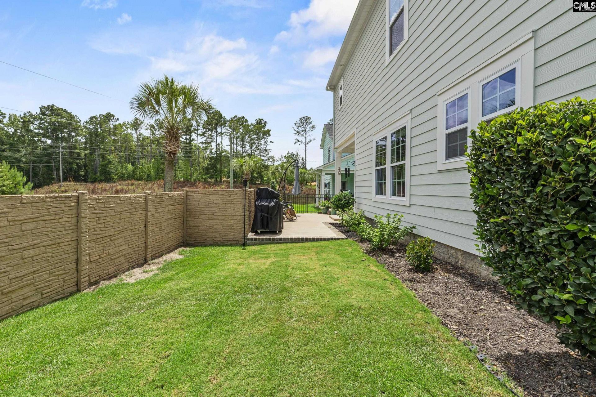 604 Pinnacle Way  Photo 31