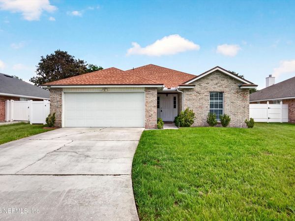 490 HILLSIDE Drive, Orange Park, FL 32073