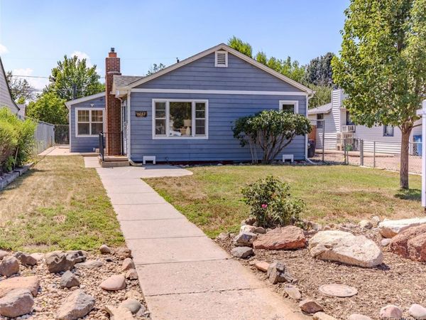 4077 S Washington Street, Englewood, CO 80113