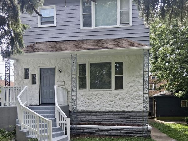 8518 S Muskegon Avenue , Chicago, IL 60617
