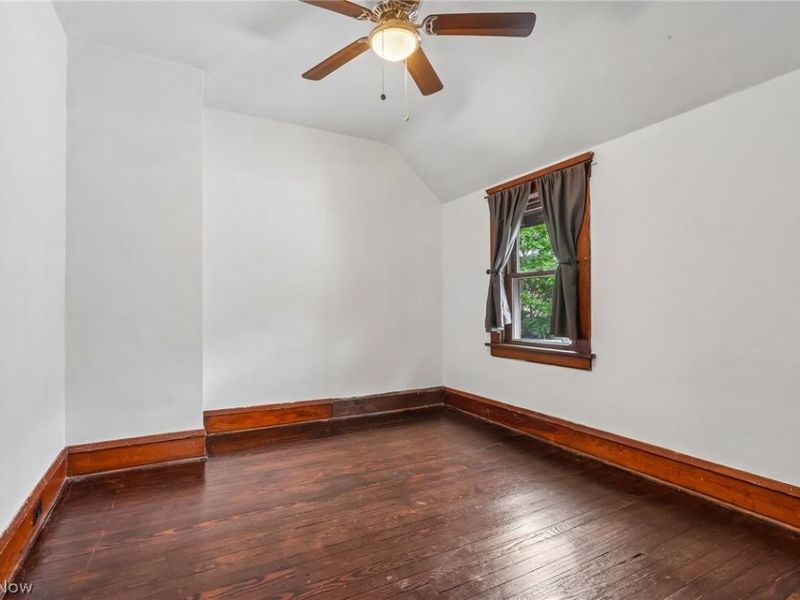 1531 Winchester Avenue, Lakewood, OH 44107 Photo 20