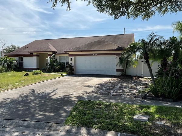 1302 NORWICK DRIVE , LUTZ, FL 33559