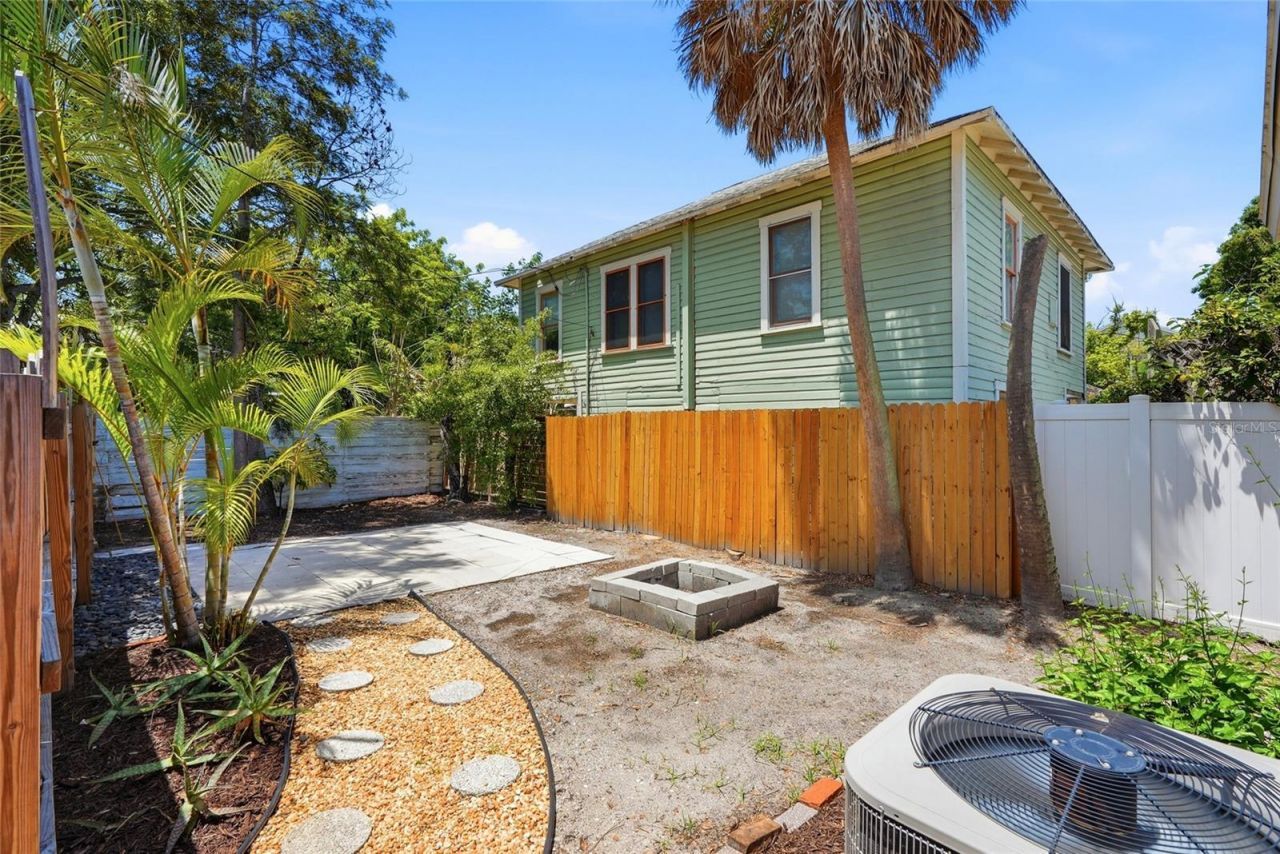 608 9th Avenue N, Saint Petersburg, FL 33701 Photo