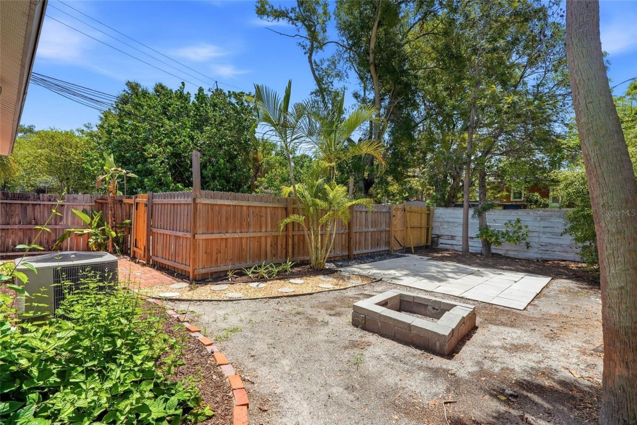 608 9th Avenue N, Saint Petersburg, FL 33701 Photo