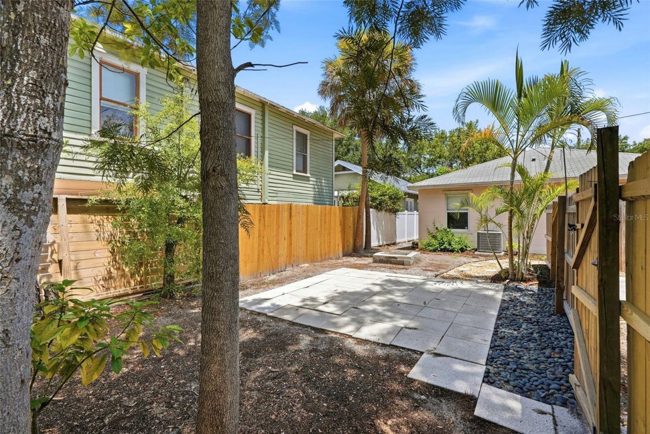 608 9th Avenue N, Saint Petersburg, FL 33701 Photo