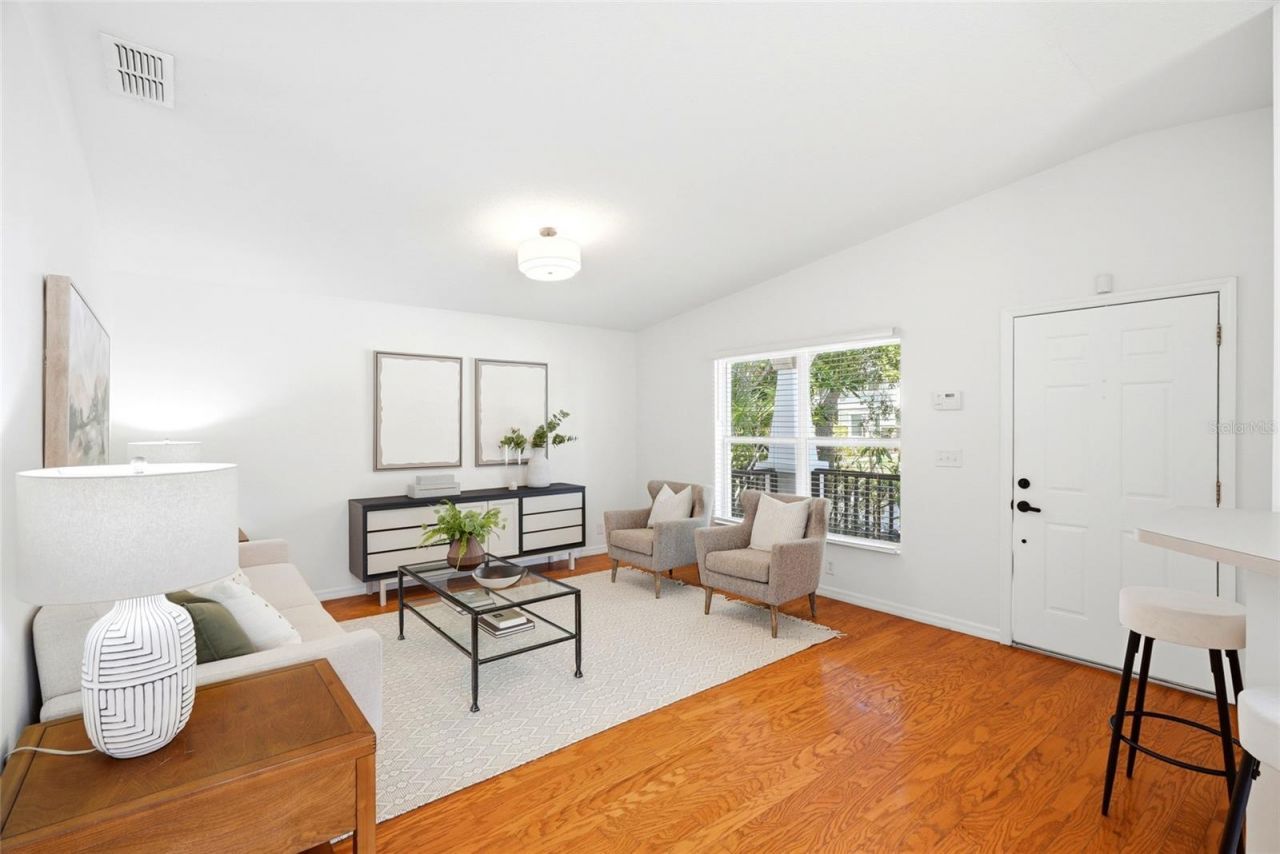 608 9th Avenue N, Saint Petersburg, FL 33701 Photo