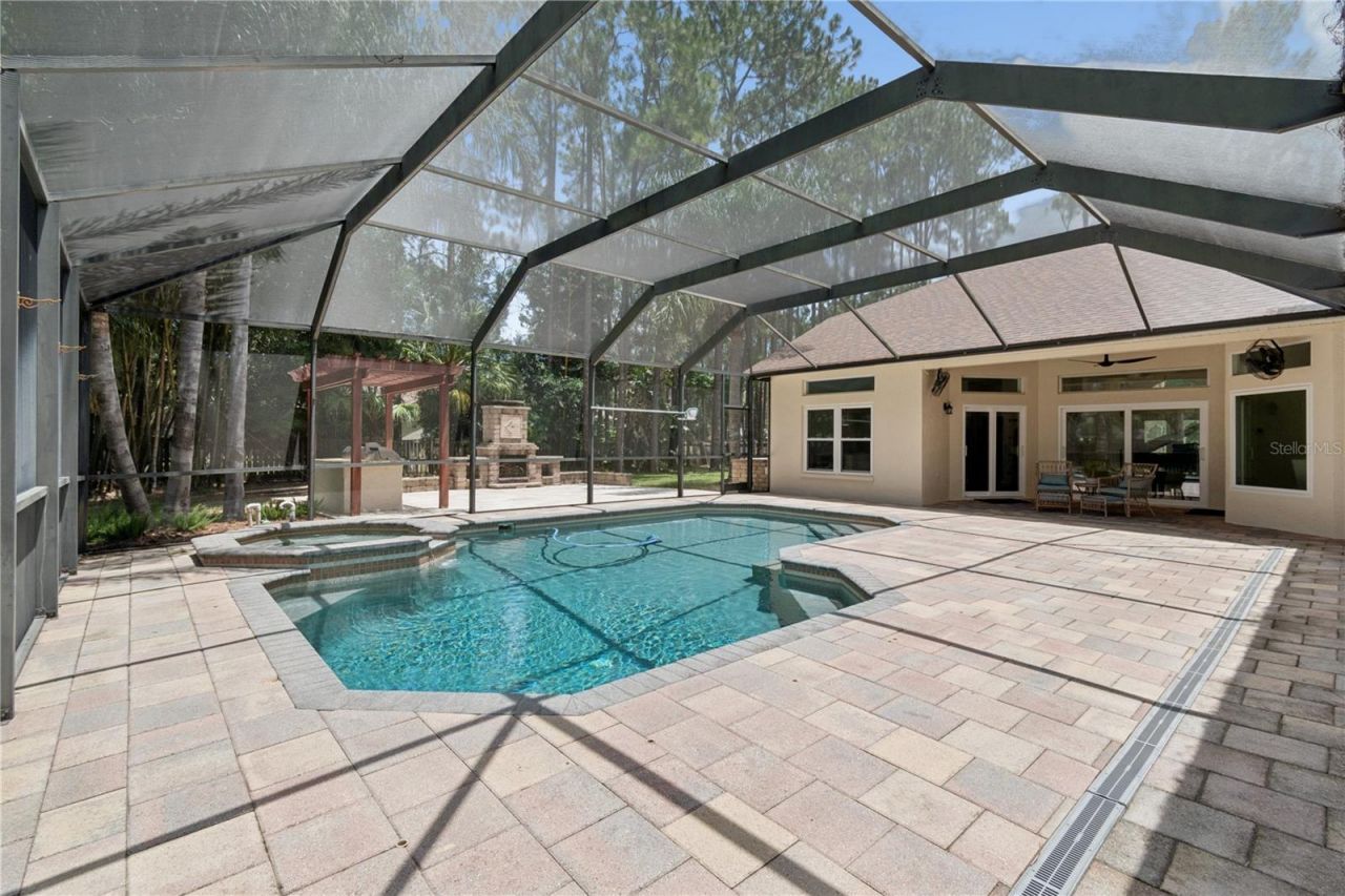 18811 Victor Manuel Drive, Lutz, FL 33548 Photo