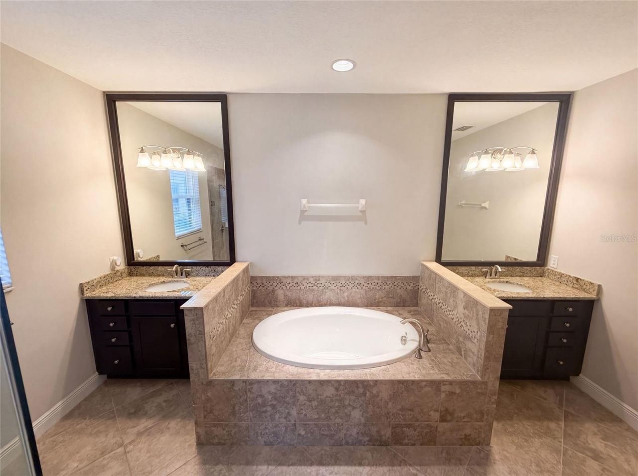 2575 Grand Lakeside Drive, Palm Harbor, FL 34684 Photo