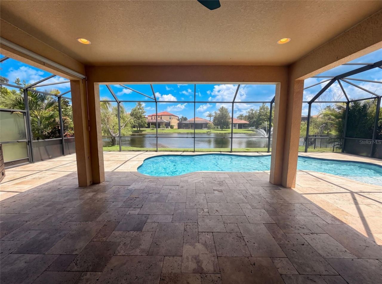2575 Grand Lakeside Drive, Palm Harbor, FL 34684 Photo