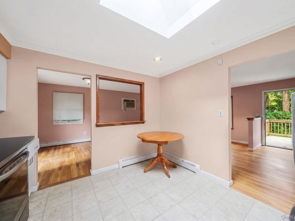 11 Radio Avenue , Miller Place, NY 11764