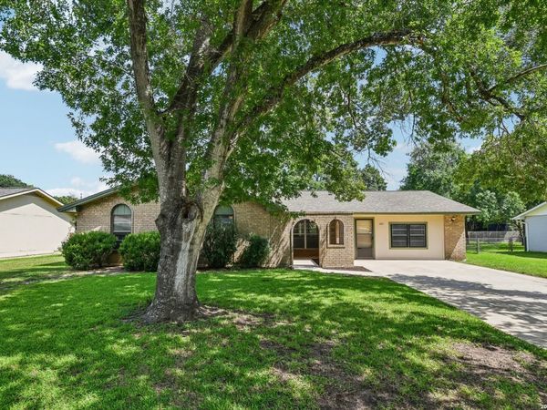 1641 DRIFTWOOD DR, Seguin, TX 78155