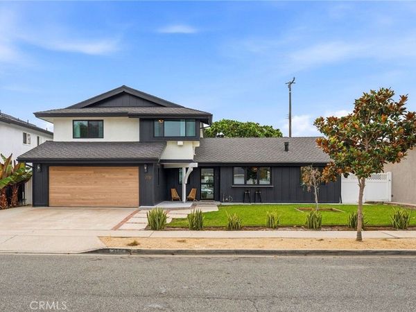 2732 Lorenzo, Costa Mesa, CA 92626