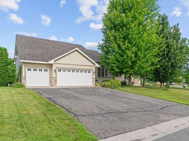 1361 Foxtail Glen, Mayer, MN 55360