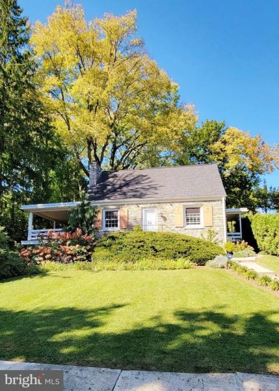 1067 TERRACE AVENUE , WYOMISSING, PA 19610