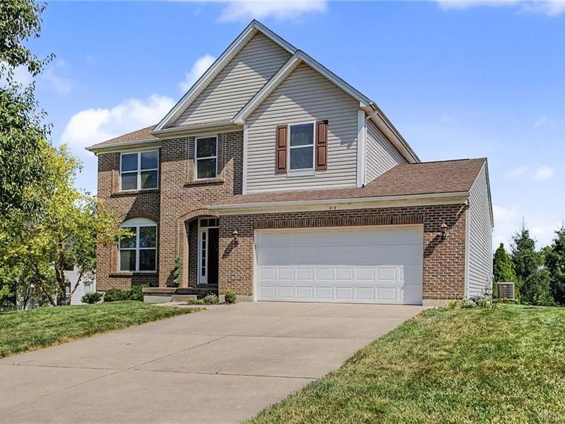 414 Lake Haven Court, Lebanon, OH 45036 Photo 2