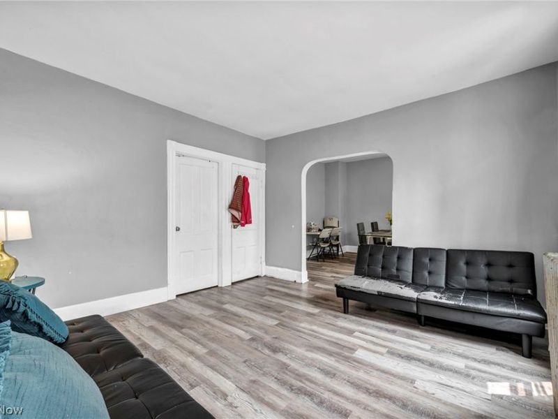 16 Columbus Street, Bedford, OH 44146 Photo 6