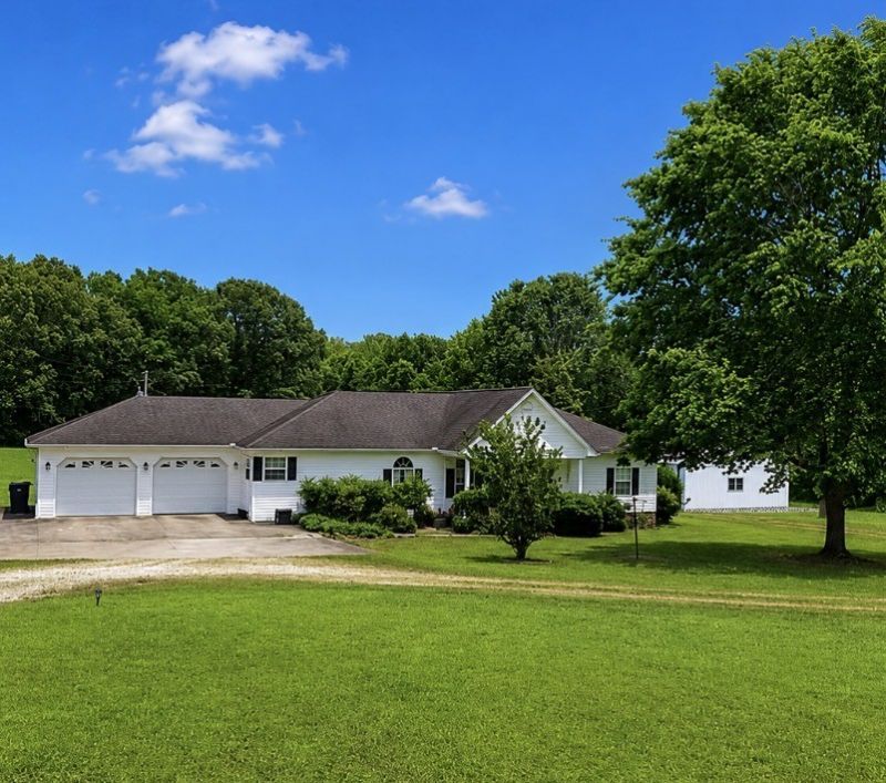 4690 County Home Rd , Paris, TN 38242 Main Photo