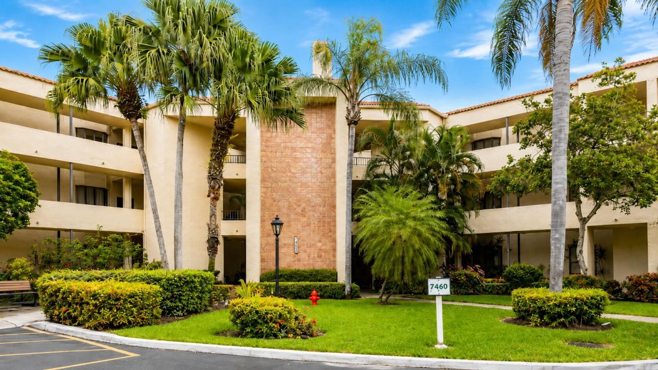 7460 La Paz Boulevard, Unit 304, Boca Raton, FL 33433 Photo