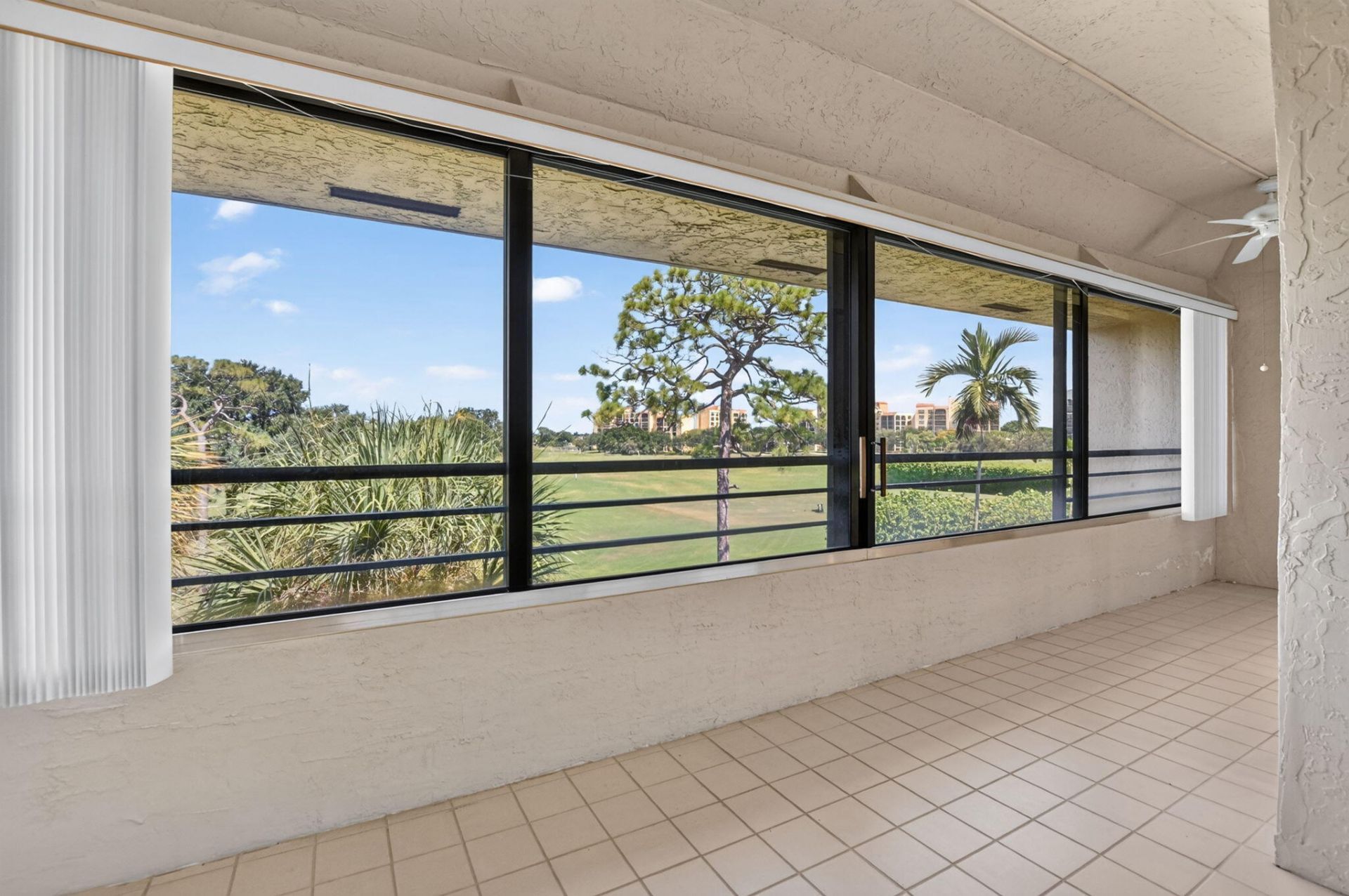 7460 La Paz Boulevard, Unit 304, Boca Raton, FL 33433 Photo