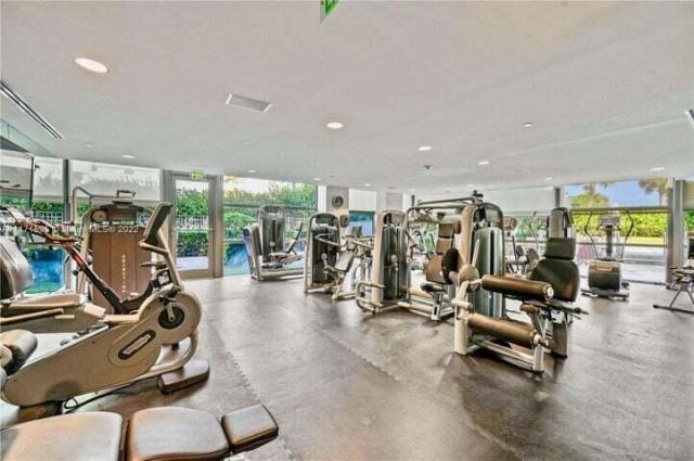 5875 Collins Avenue, Unit 1606, Miami Beach, FL 33140 Photo