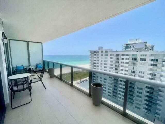 5875 Collins Avenue, Unit 1606, Miami Beach, FL 33140 Photo