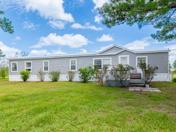 2899 NW MOORE RD, Lake City, FL 32055