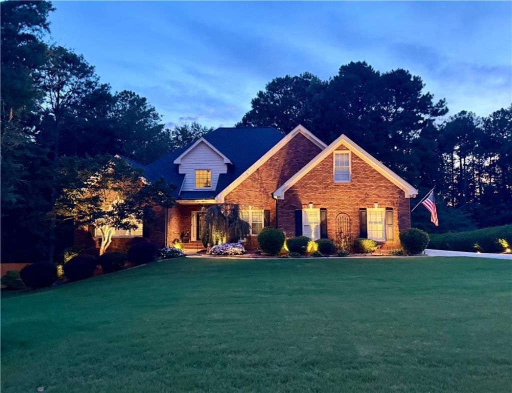 2653 White Rock Drive, Buford, GA 30519 Main Photo