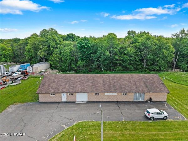 1304 Main Street , Gouldsboro, PA 18424