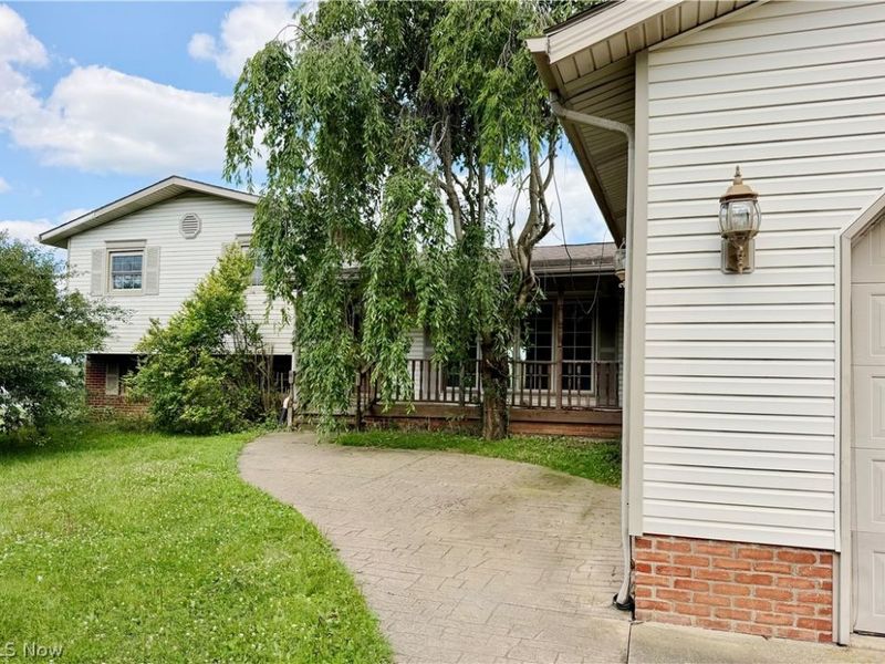 3330 Genoa Avenue SW, Canton, OH 44706 Photo 2
