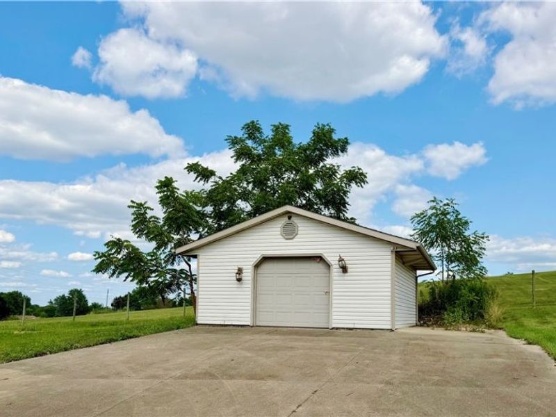 3330 Genoa Avenue SW, Canton, OH 44706 Photo 3
