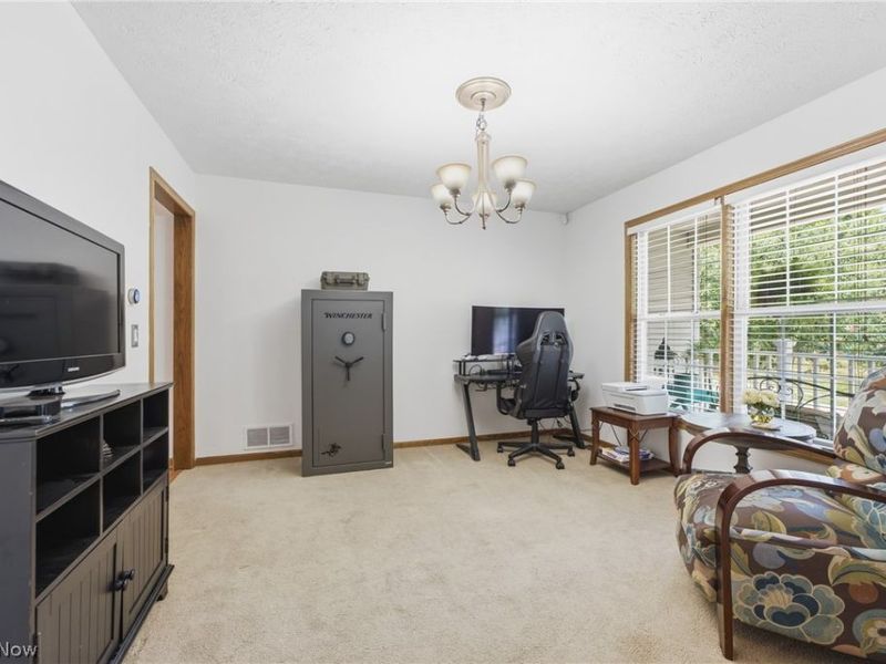 11041 Newbury Avenue NW, Uniontown, OH 44685 Photo 33