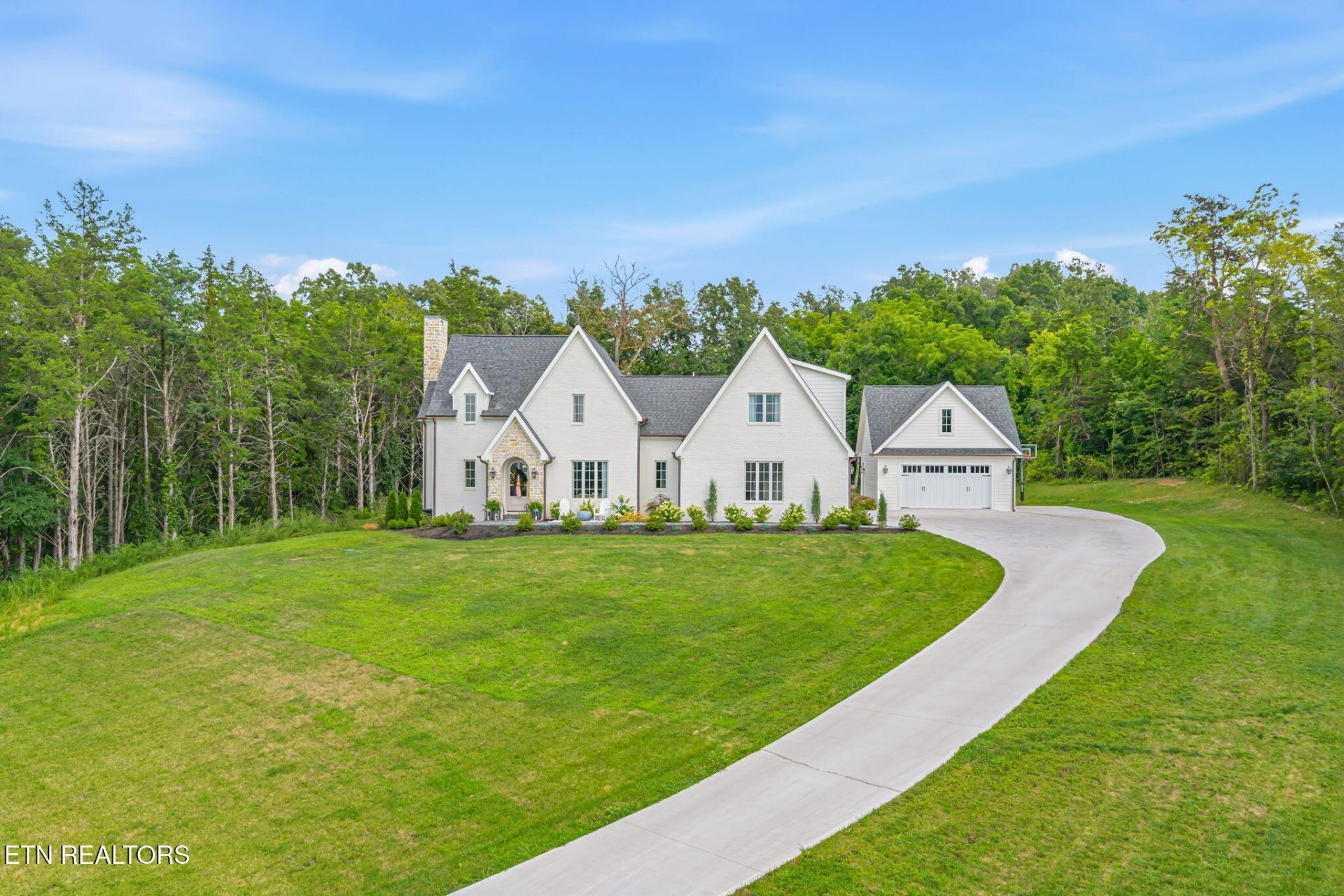 1338 Mountain Rd, Clinton, TN 37716 Main Photo