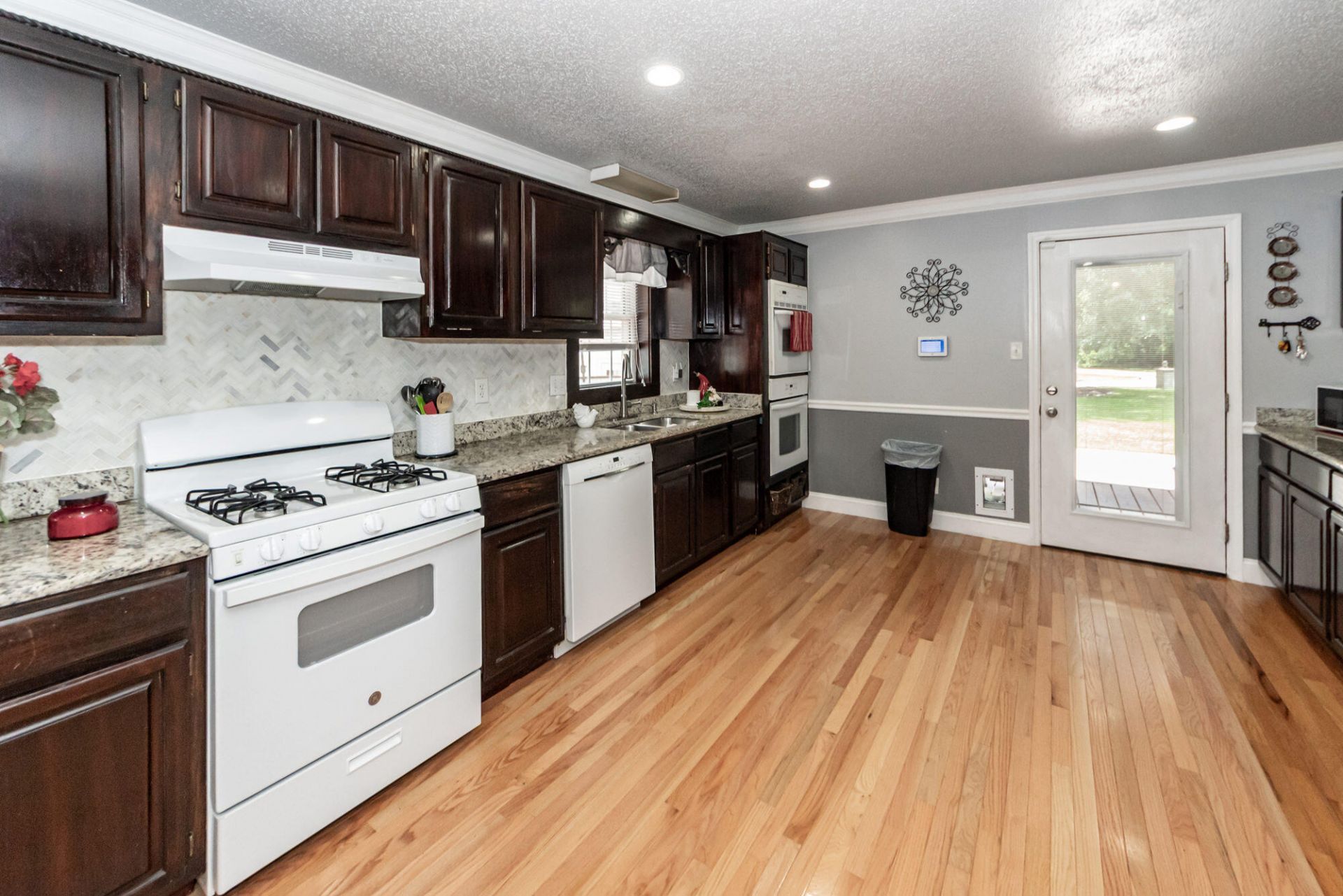 194 Pecan Drive Photo 14