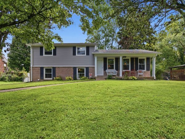445 Harwell Dr , Hermitage, TN 37076