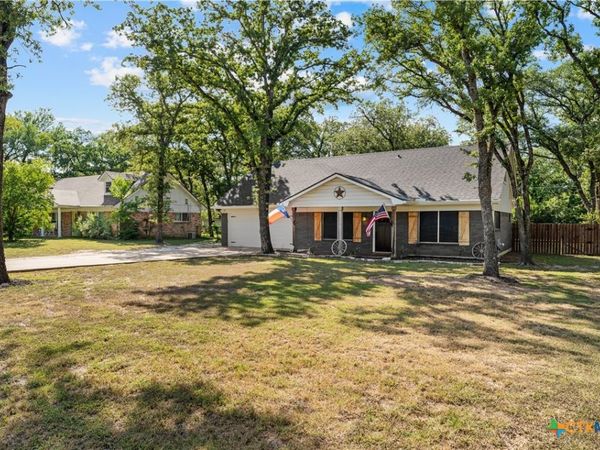 4506 Kendall Lane , Waco, TX 76705