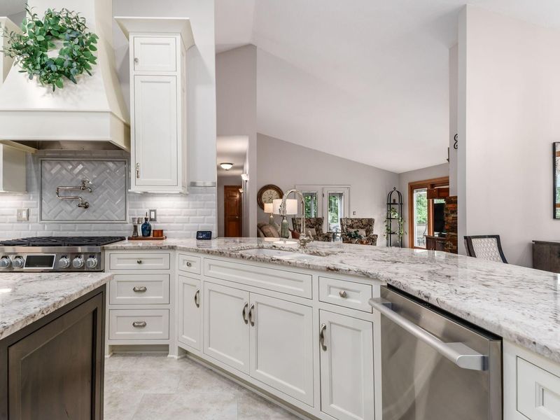 4653 Chatham Court, Dublin, OH 43017 Photo 8