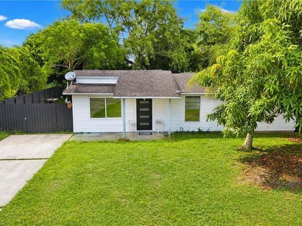 480 Valley DR , LEHIGH ACRES, FL 33936