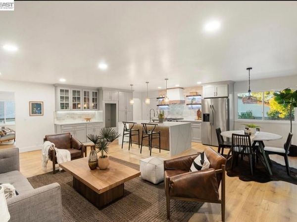 1084 Jamie Dr, Concord, CA 94518