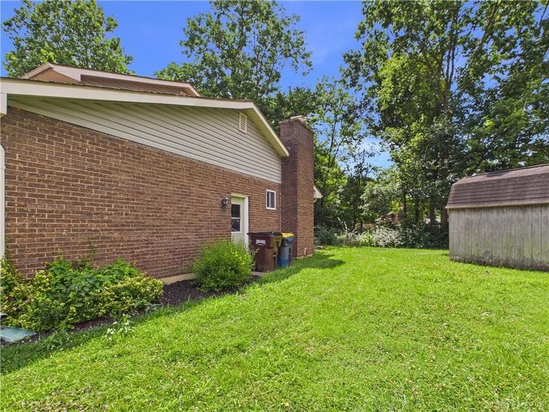 6500 Kevton Court, Clayton, OH 45415 Photo 3